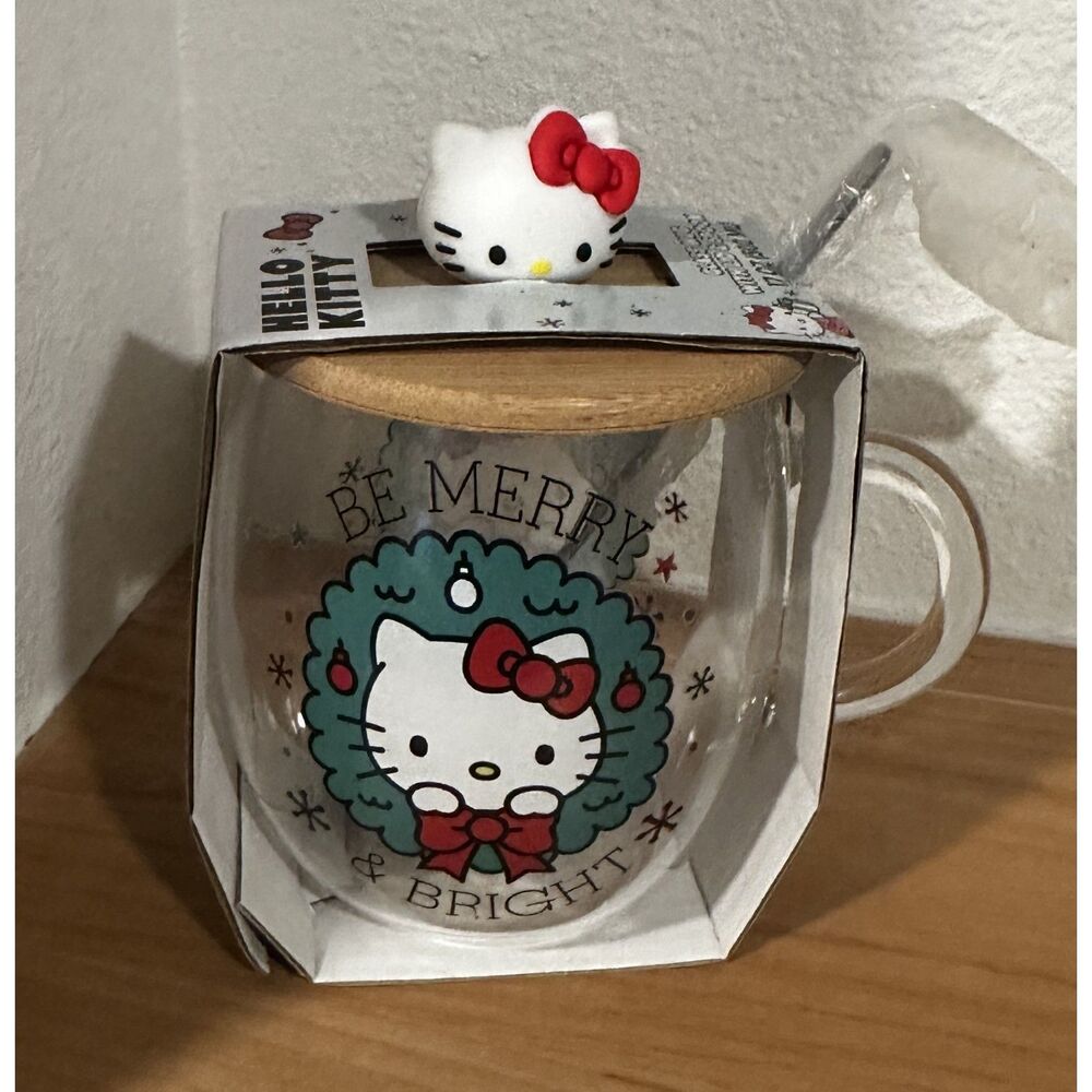 Hello Kitty Glass Mug with Lid and Spoon 17 Oz. NWT